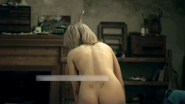 Ellie Bamber Nude Leaks OnlyFans Photo 204