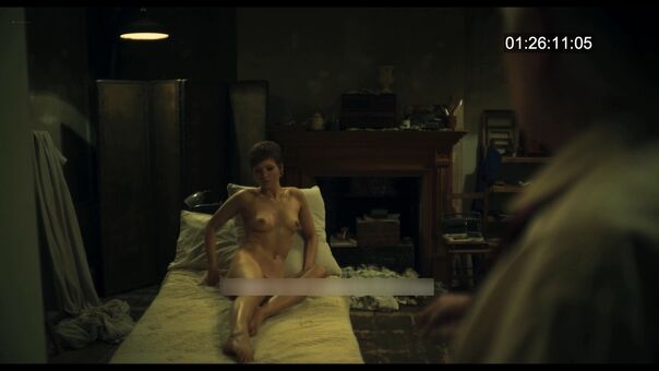 Ellie Bamber Nude Leaks OnlyFans Photo 213