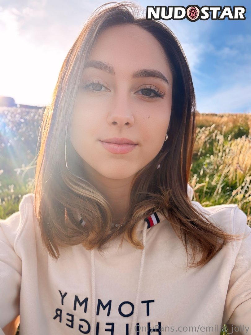 Emilia_Jolly Leaked Photo 8