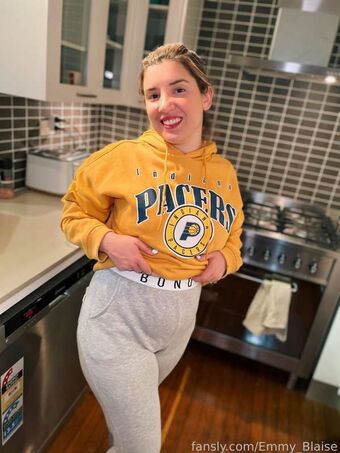 Emmy Blaise Nude Leaks OnlyFans Photo 11