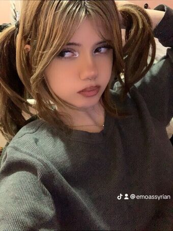 emoassyrian Nude Leaks OnlyFans Photo 9