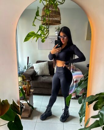 Evangeline Morales Nude Leaks OnlyFans Photo 2