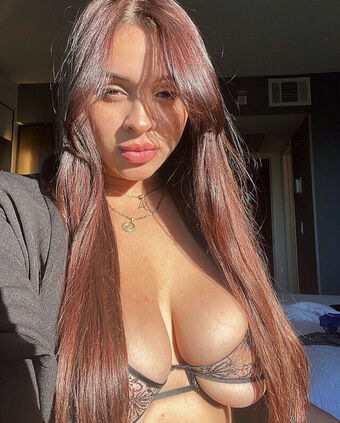 gladiz_latina Nude Leaks OnlyFans Photo 1