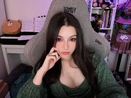 MaiLinh Nude Leaks OnlyFans Photo 23