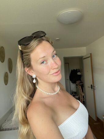 asmr.ida Nude Leaks OnlyFans Photo 4