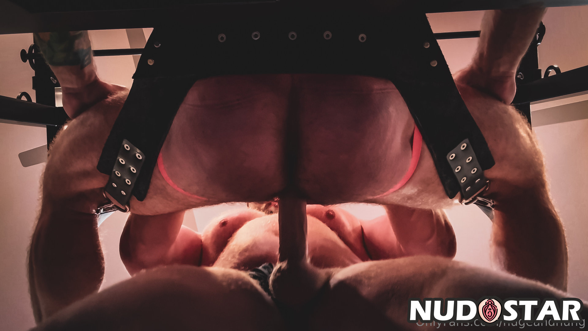 Hugeandhung Leaked Photo 15