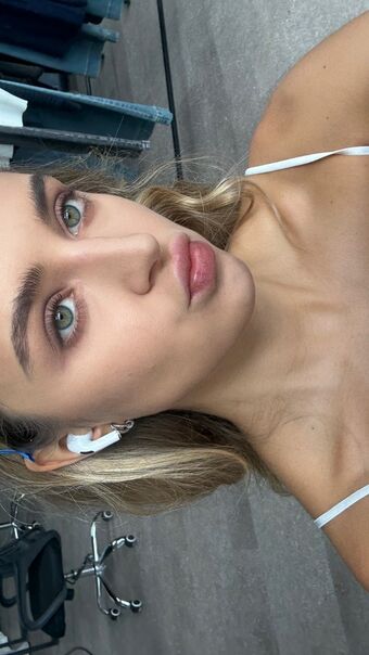 Julia Helena Nude Leaks OnlyFans Photo 5