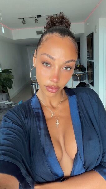 Kysre Rae Gondrezick Nude Leaks OnlyFans Photo 39