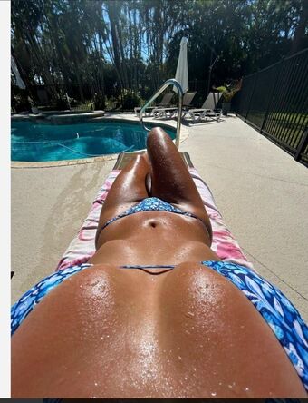 Laina Bell Nude Leaks OnlyFans Photo 12