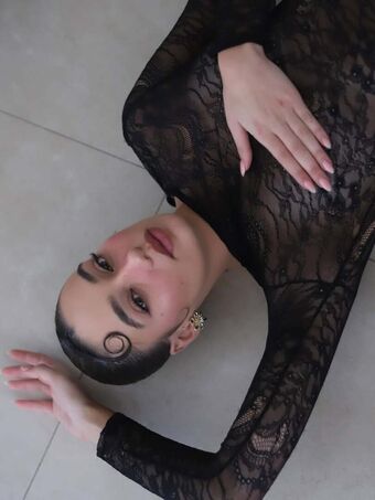 Liraz Nomdar Nude Leaks OnlyFans Photo 39