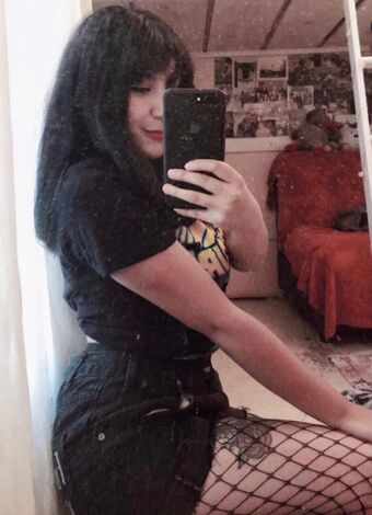 Lissaenz_e Nude Leaks OnlyFans Photo 2