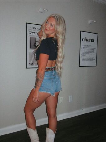 Maddie Nguyen Nude Leaks OnlyFans Photo 3