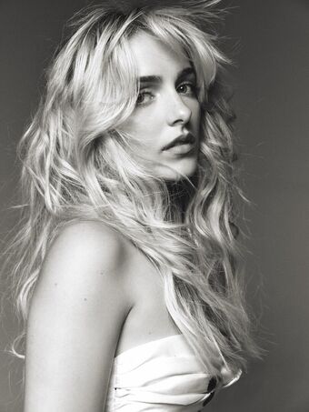 Mckenna Grace Nude Leaks OnlyFans Photo 614