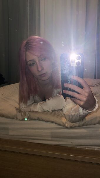 Nieuczesana Nude Leaks OnlyFans Photo 14