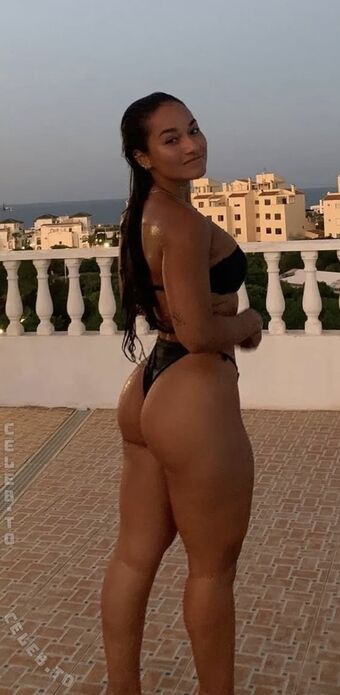 Paula Ahmadi Nude Leaks OnlyFans Photo 16