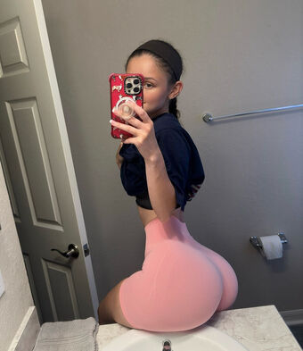 queensass25 Nude Leaks OnlyFans Photo 62