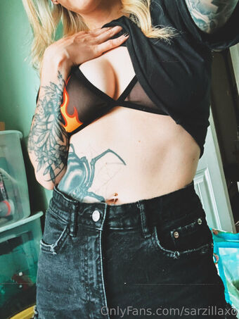 Sarzillaxo Nude Leaks OnlyFans Photo 7