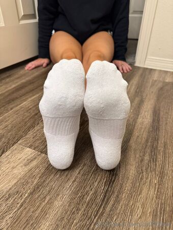 Tall Fit Feet Nude Leaks OnlyFans Photo 11