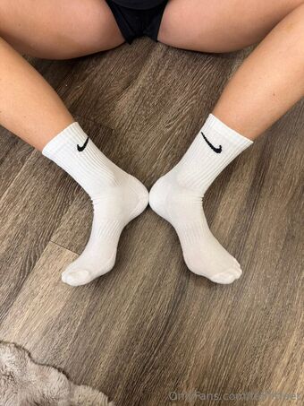 Tall Fit Feet Nude Leaks OnlyFans Photo 12