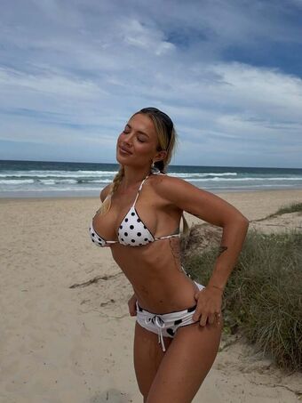 Tammy Hembrow Nude Leaks OnlyFans Photo 233