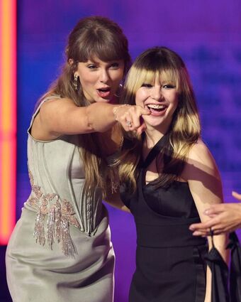 Taylor Swift Nude Leaks OnlyFans Photo 540