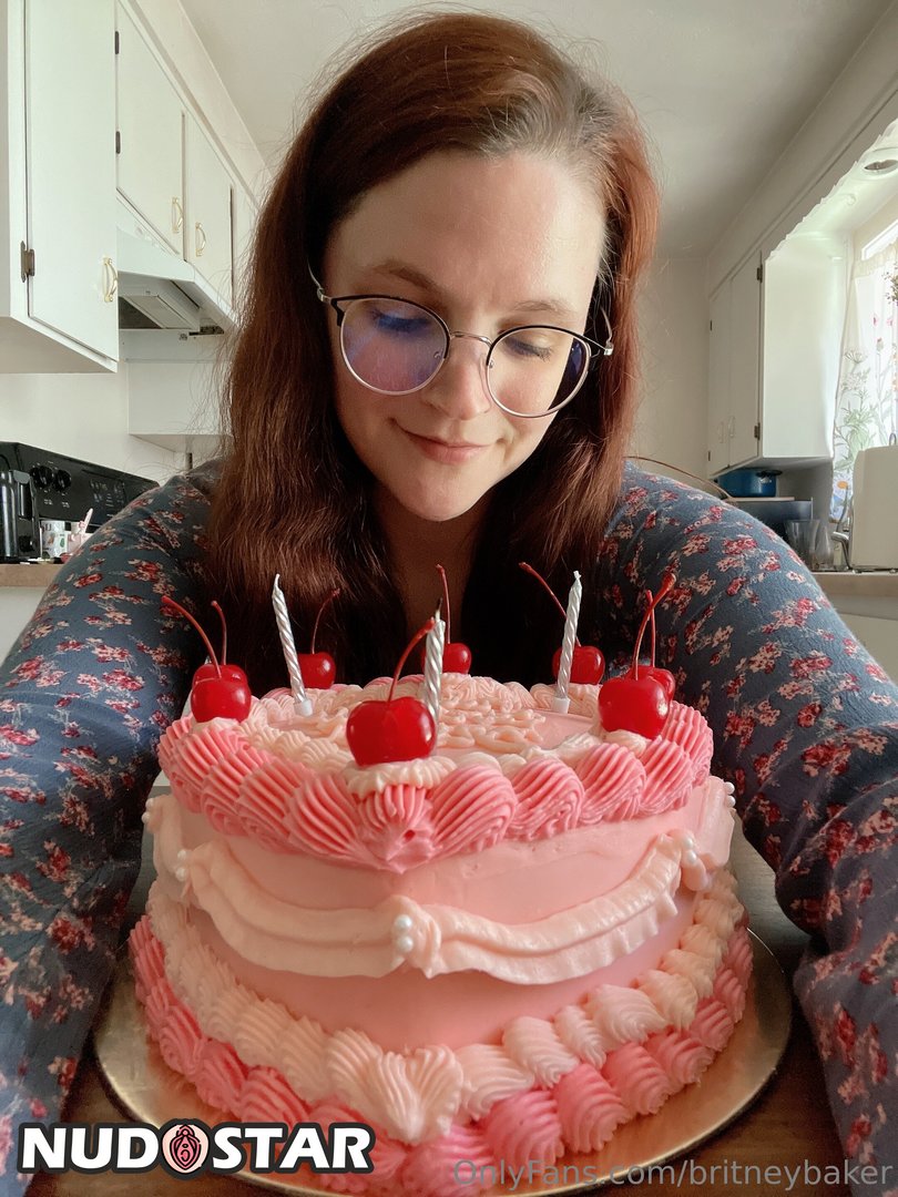 Britneybaker Leaked Photo 19