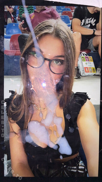 Carlota Valiente Nude Leaks OnlyFans Photo 17