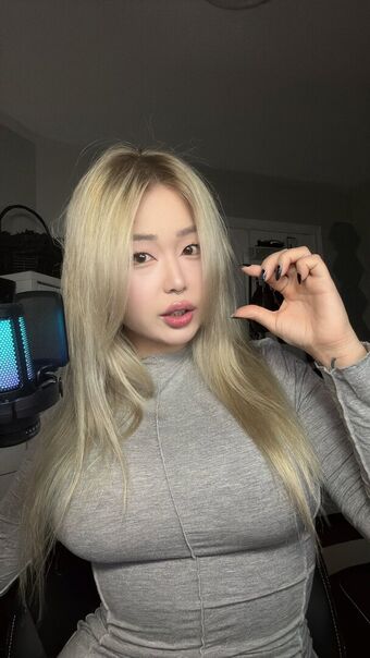 Carrie Nude Leaks OnlyFans Photo 3