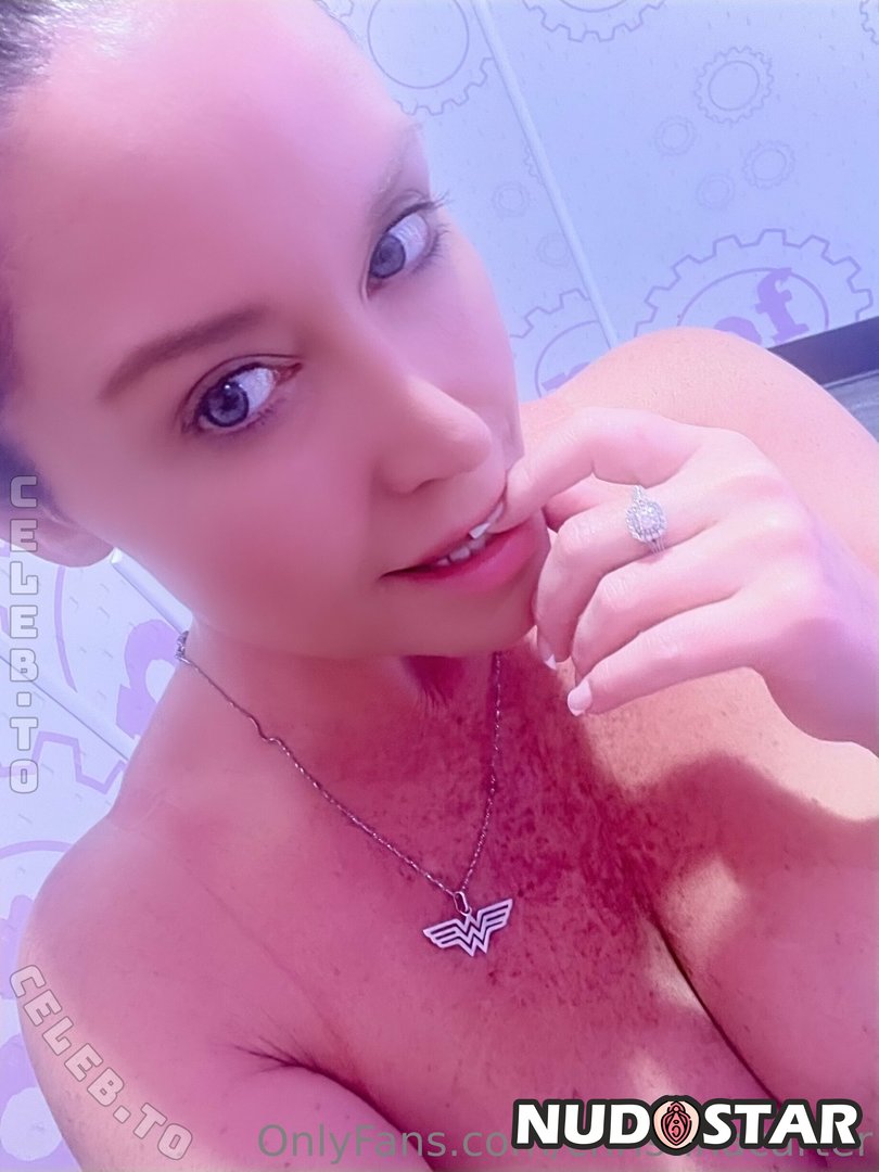 Christina_Carter Leaked Photo 15