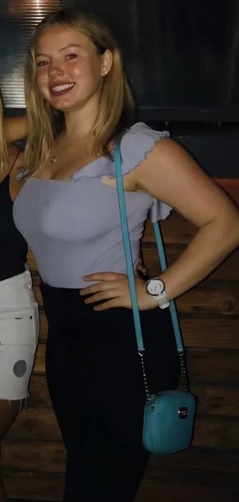 Claire Bowman Nude Leaks OnlyFans Photo 9