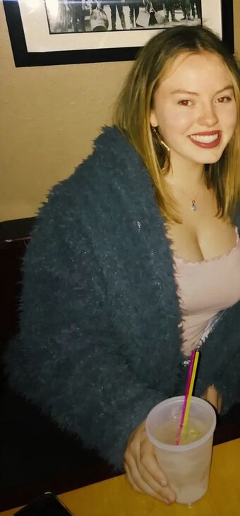 Claire Bowman Nude Leaks OnlyFans Photo 11