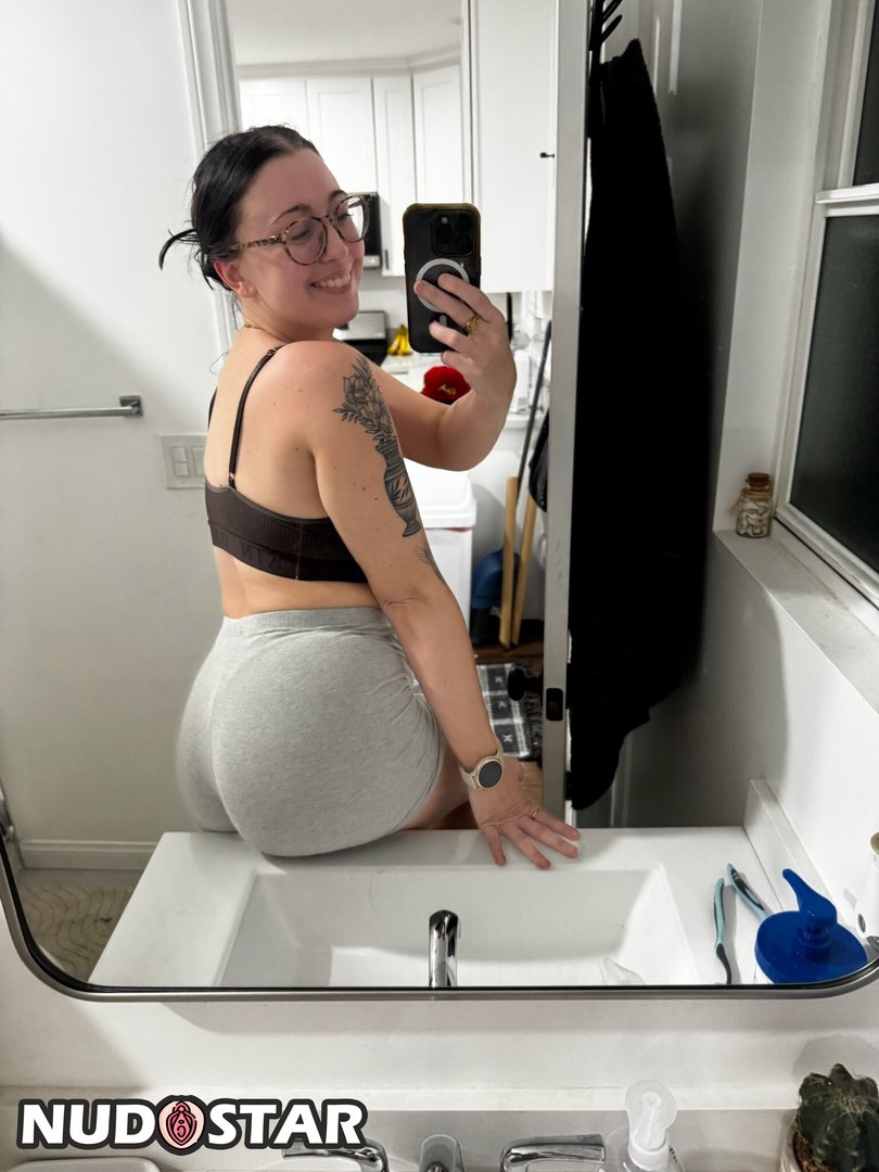 Dakotahblue Leaked Photo 15