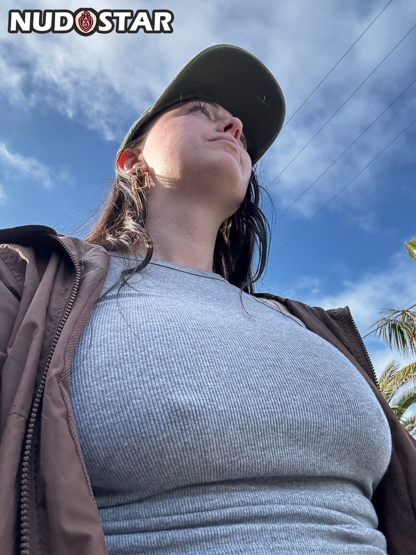 Dakotahblue Leaked Photo 14