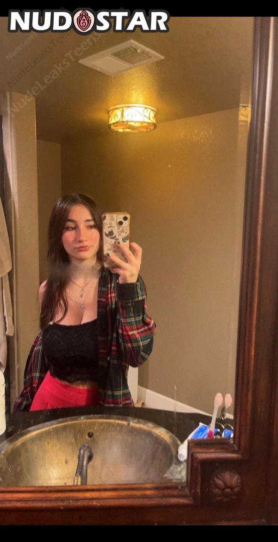 Devon Leaked Photo 8