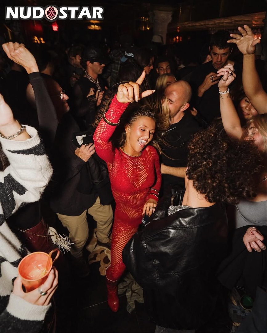 Ella_Horan Leaked Photo 3