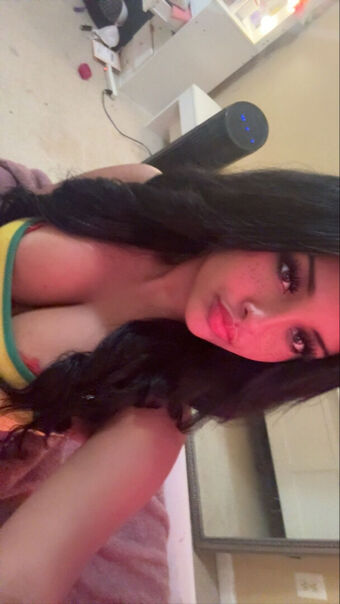 Ella_Belay Nude Leaks OnlyFans Photo 1