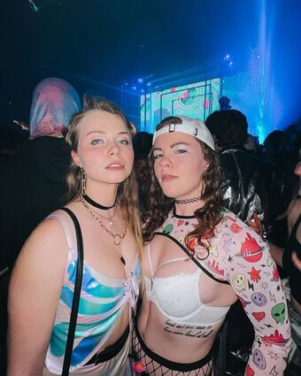 HalieeandKendra Nude Leaks OnlyFans Photo 10