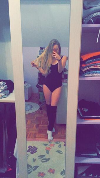 Hana Cehic Nude Leaks OnlyFans Photo 2