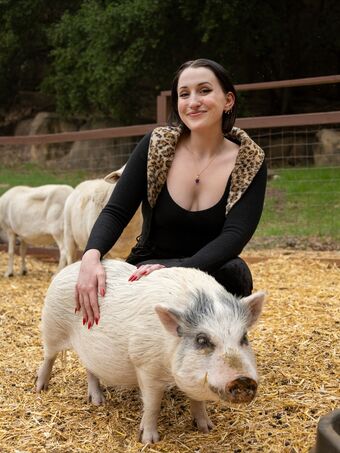 Harley Quinn Smith Nude Leaks OnlyFans Photo 127