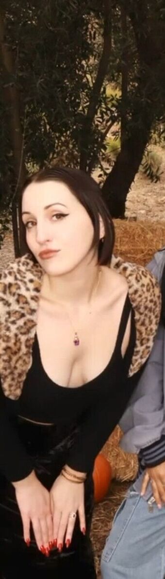 Harley Quinn Smith Nude Leaks OnlyFans Photo 126