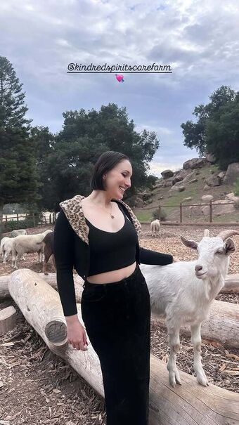 Harley Quinn Smith Nude Leaks OnlyFans Photo 122