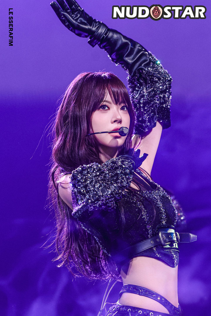 Hong_Eunchae Leaked Photo 11