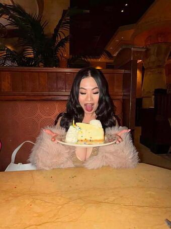 Jennifer Vang Nude Leaks OnlyFans Photo 17