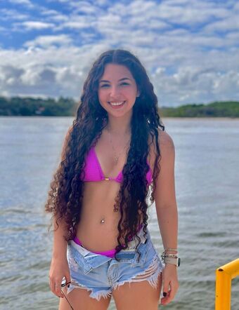 julia.douradoo Nude Leaks OnlyFans Photo 2