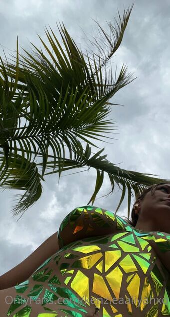 Kenzie Nude Leaks OnlyFans Photo 16