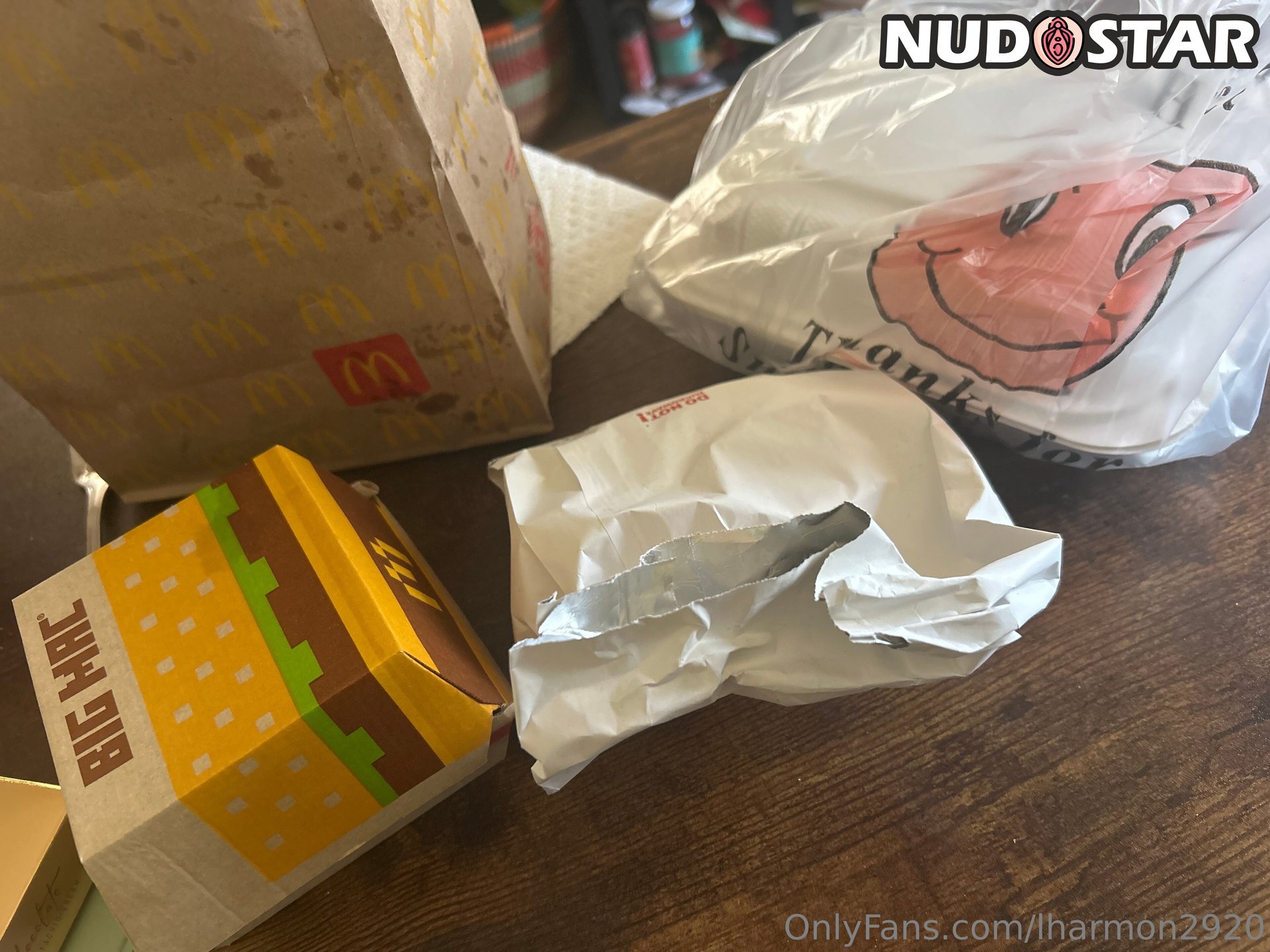 Lharmon2920 Leaked Photo 3