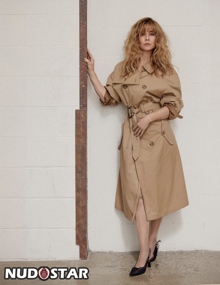 Linda_Cardellini Leaked Photo 9