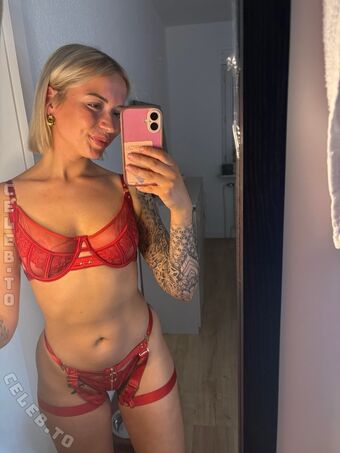 Livia.lindner Nude Leaks OnlyFans Photo 8