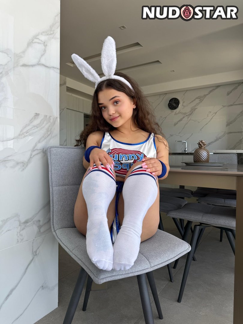 Lola_Alphy Leaked Photo 4