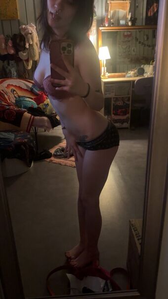 luvleach Nude Leaks OnlyFans Photo 2